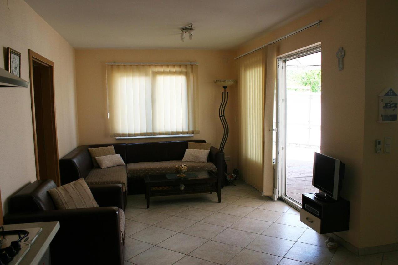 Apartman Klaudijo Apartment Baška Екстериор снимка